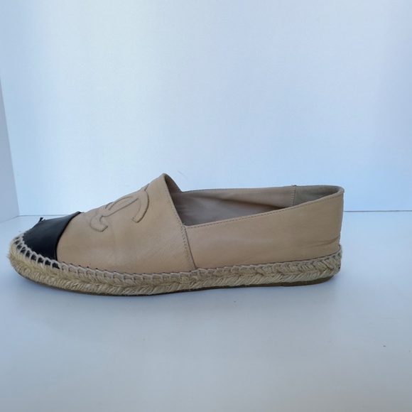 CHANEL Beige/Black Espadrilles, IT 40. As-Is Condition. - Picture 7 of 15